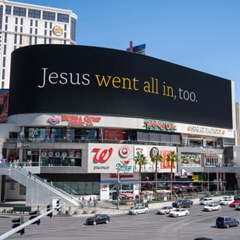 Podcast #429: Movies, Jesus Ads, and Chinese Balloons