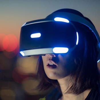 Podcast #161: Virtual Reality, Part-Time Transgenders, and More True Bromance